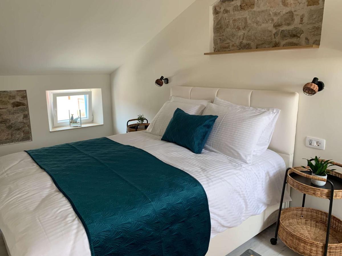 Casa Pozzetto Διαμέρισμα Novigrad Istria Εξωτερικό φωτογραφία